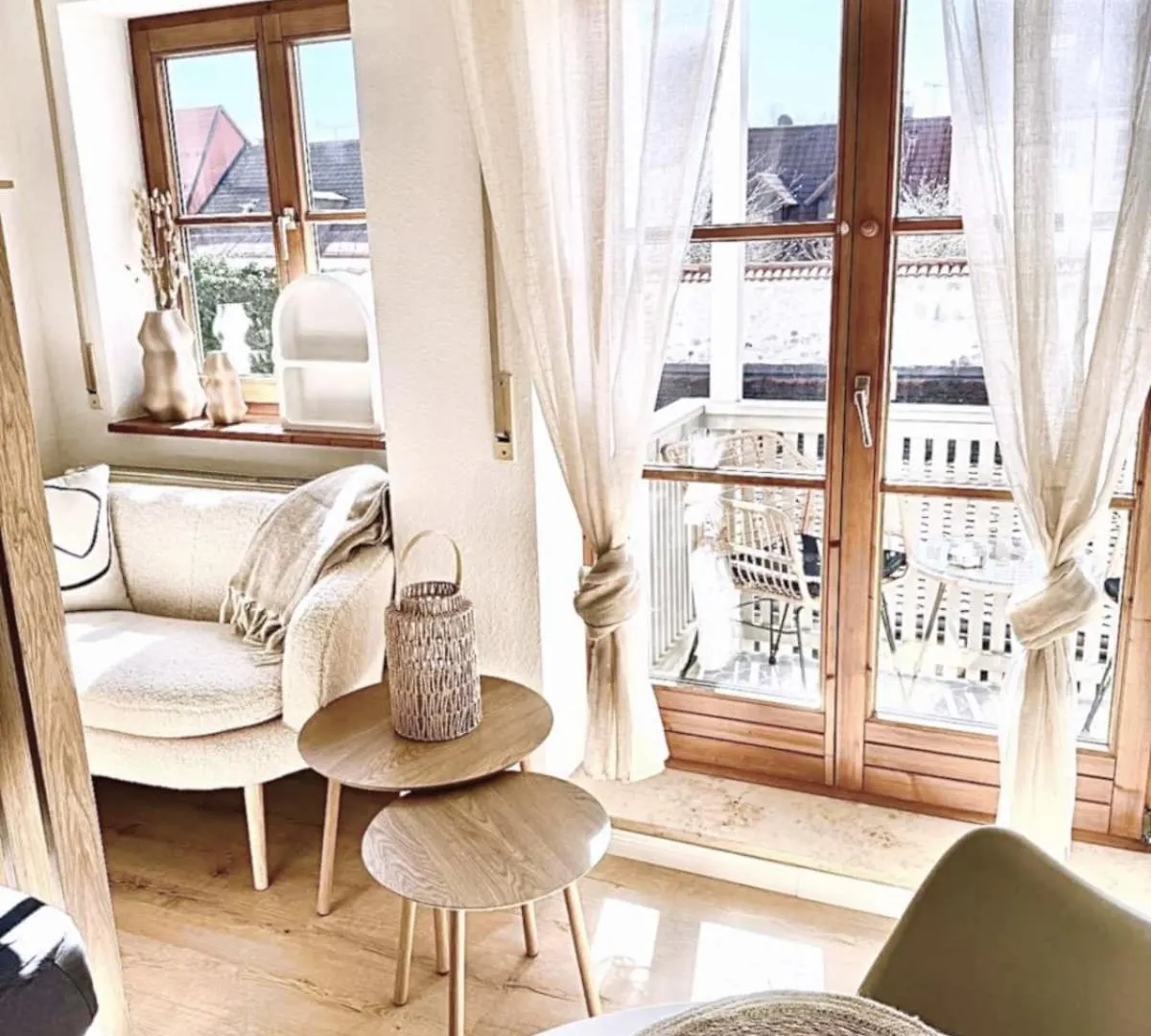 Allgaeu Boho Apartment Mit Balkon Kempten